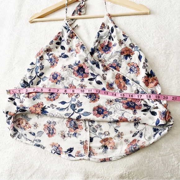 A&F Floral Bubble Hemline Surplice Neck Floral Print Halter Top - Picture 9 of 10